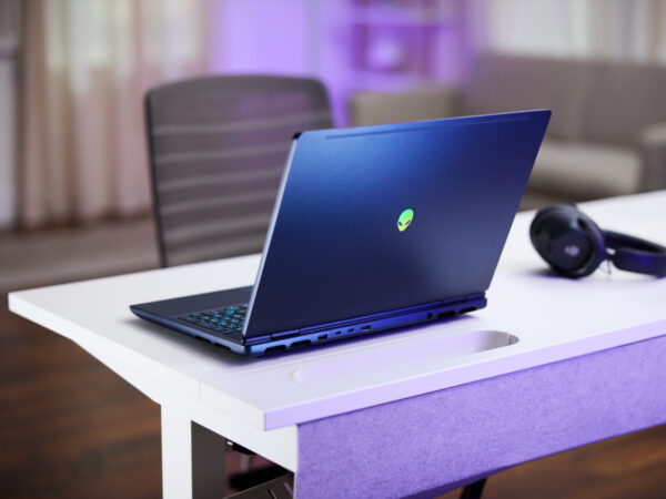 DELL ALIENWARE 16 AURORA [AC16250]  CORE 7,16GB RAM 1TB SSD, NVIDIA GEFORCE RTX 5060 8GB GRAPHICS - Image 4